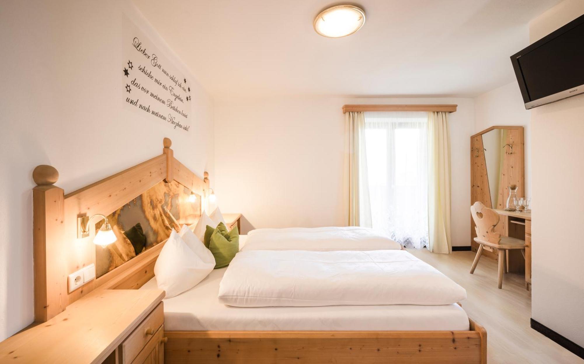Boutique Pension Erlacher - Adults Only Villandro Eksteriør bilde